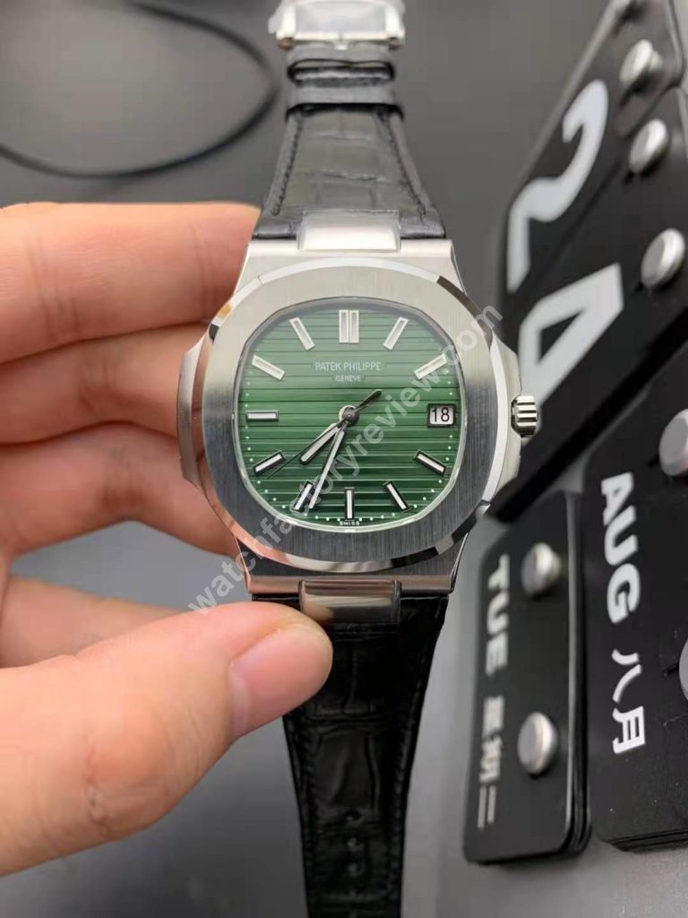3K Factory V2 Patek Philippe Nautilus 5711 Green Dial Review