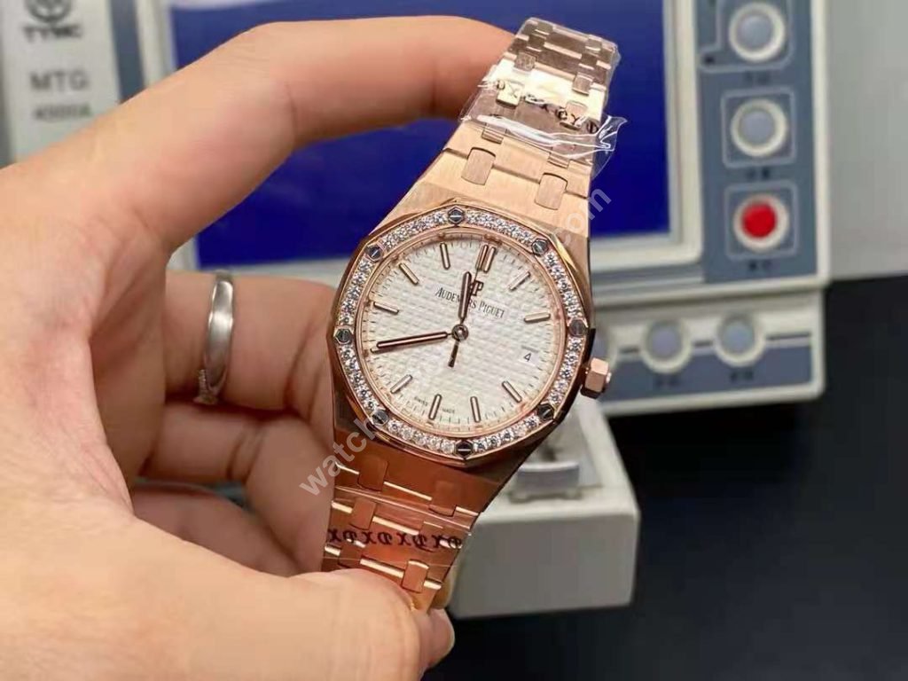 8F Factory Audemars Piguet Royal Oak 34mm Rose Gold Diamond Replica
