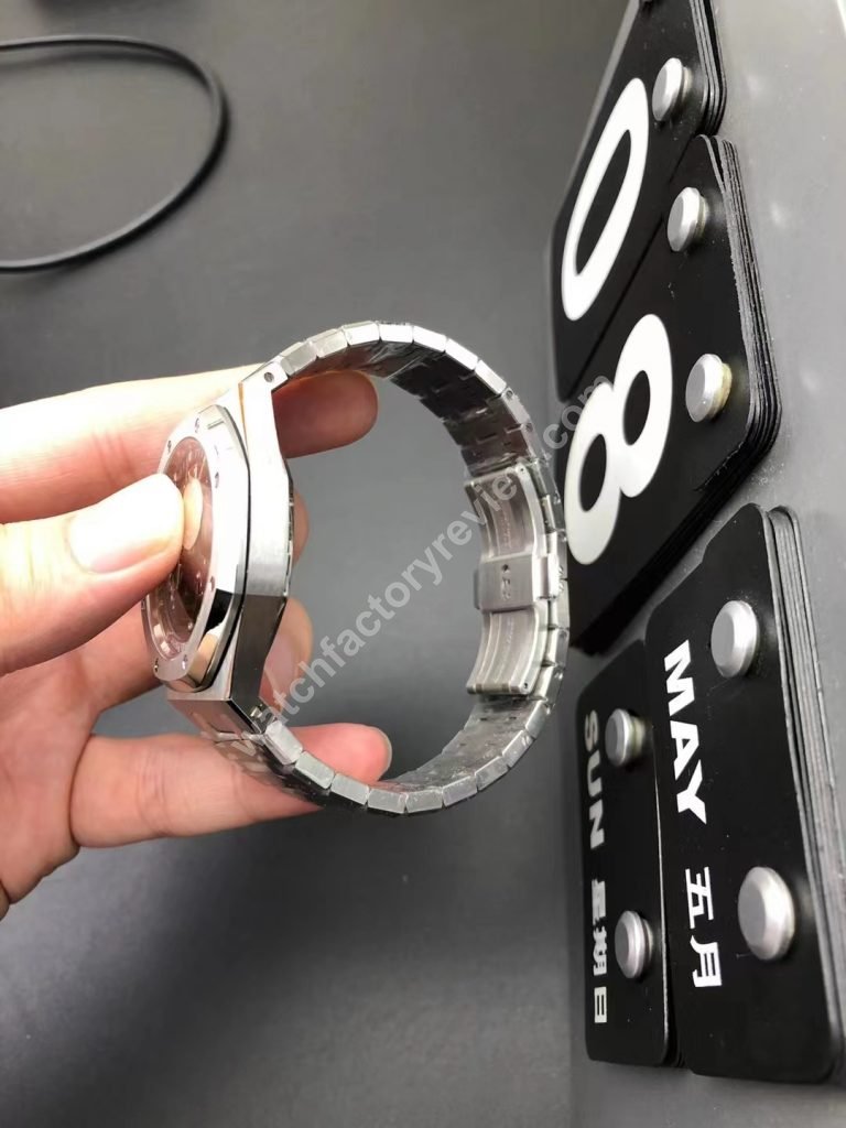 Audemars Piguet Royal Oak 15407 Case
