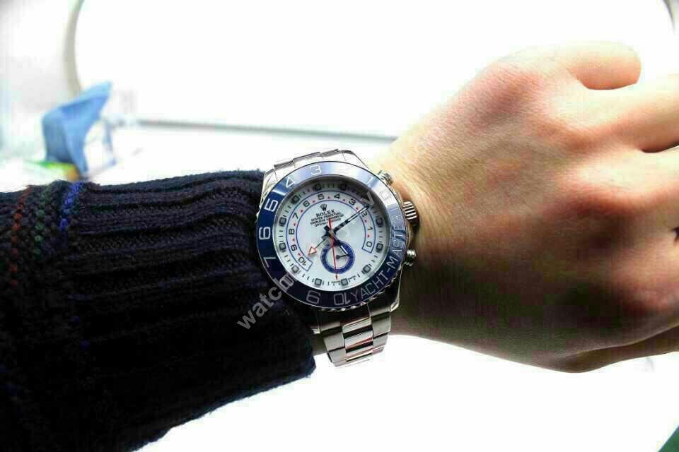 Replica Rolex Yacht-Master II 116680 Wrist Shot