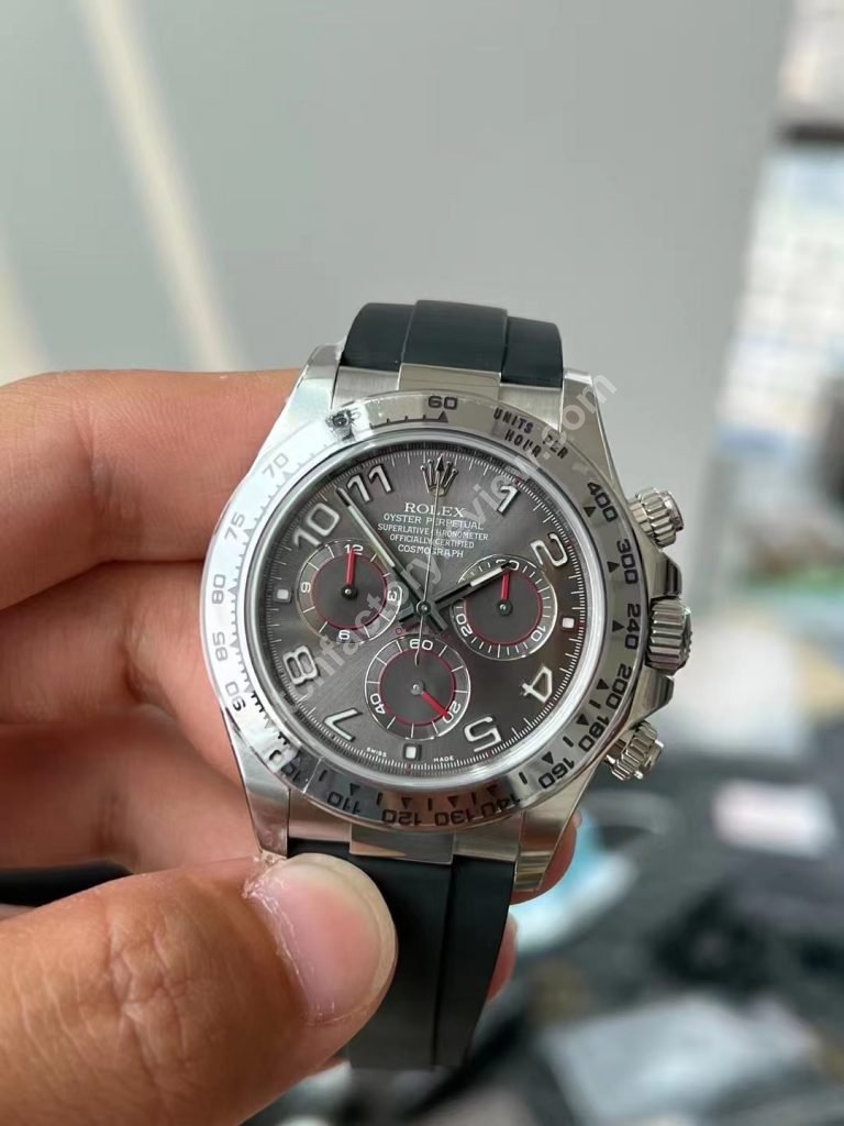 Clean Factory's New Daytona Watch Review