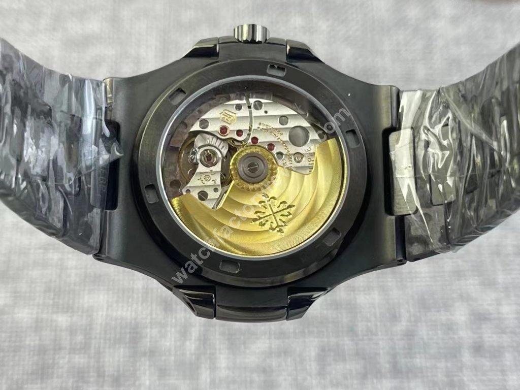 Patek Philippe Nautilus Carbon Movement