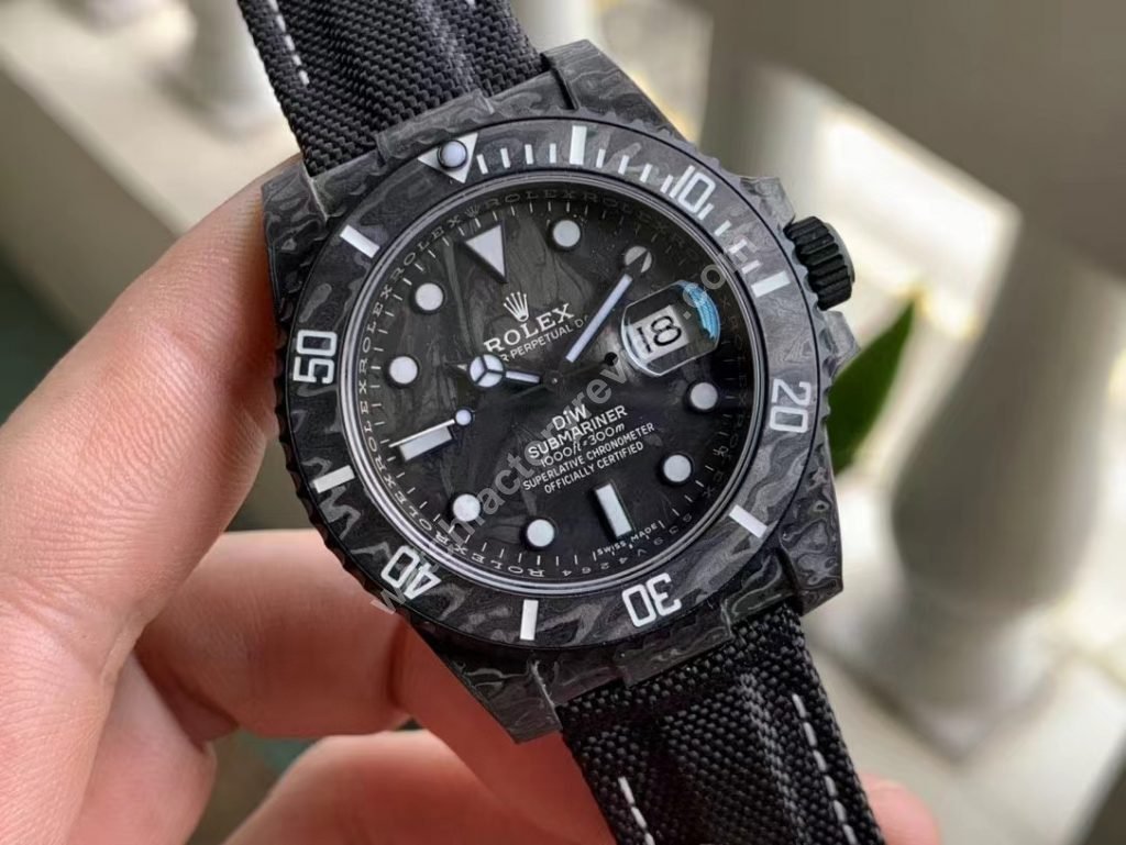 Replica Rolex Submariner Forged Carbon Black