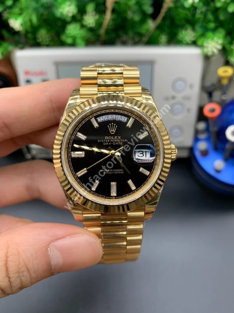 Golden Rolex Watch Review: A Luxurious Timepiece Unveiled