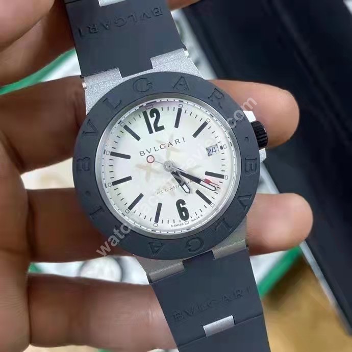 Replica Bvlgari Steve Aoki