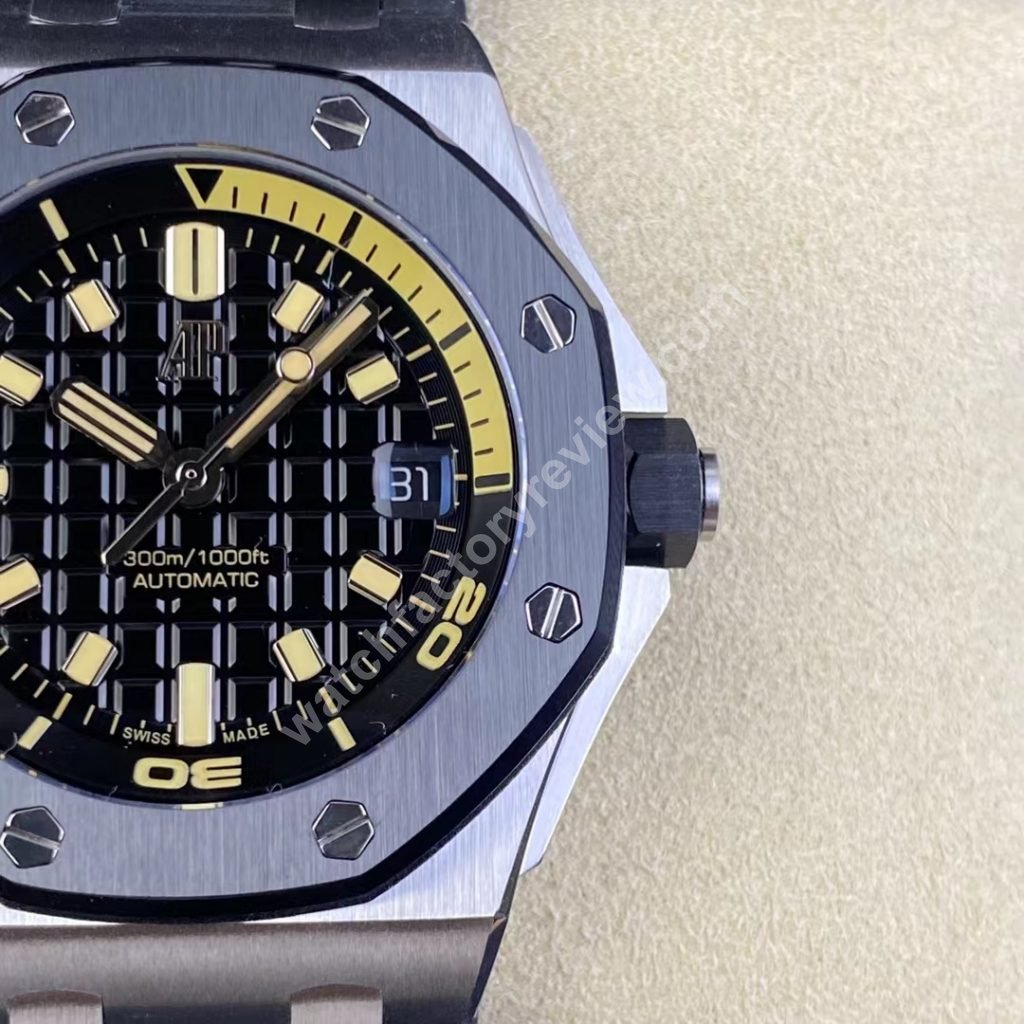 Audemars Piguet 15720 Crown