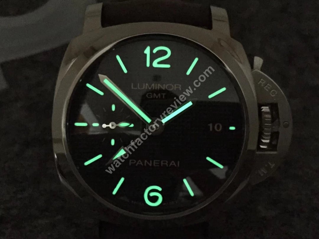 PAM 535 Dial Lume