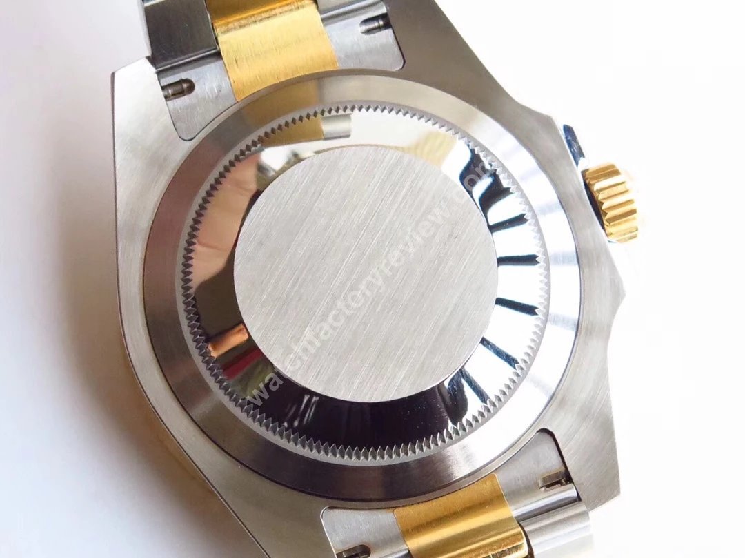 Rolex Submariner 116613 Solid Caseback