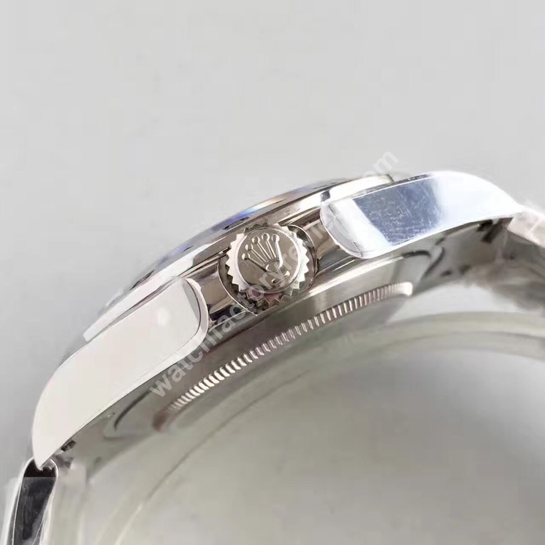 Rolex Explorer II 216570 Crown