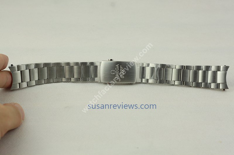 Omega 007 Spectre Engraving