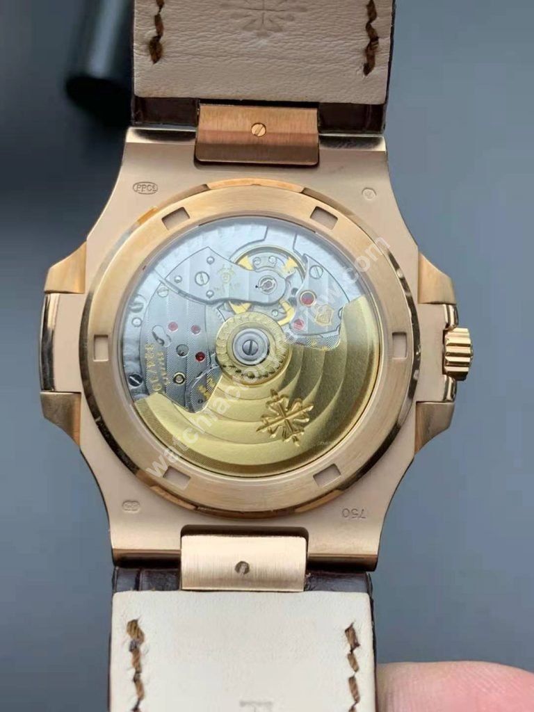 Patek Philippe Nautilus 5711 324 Movement