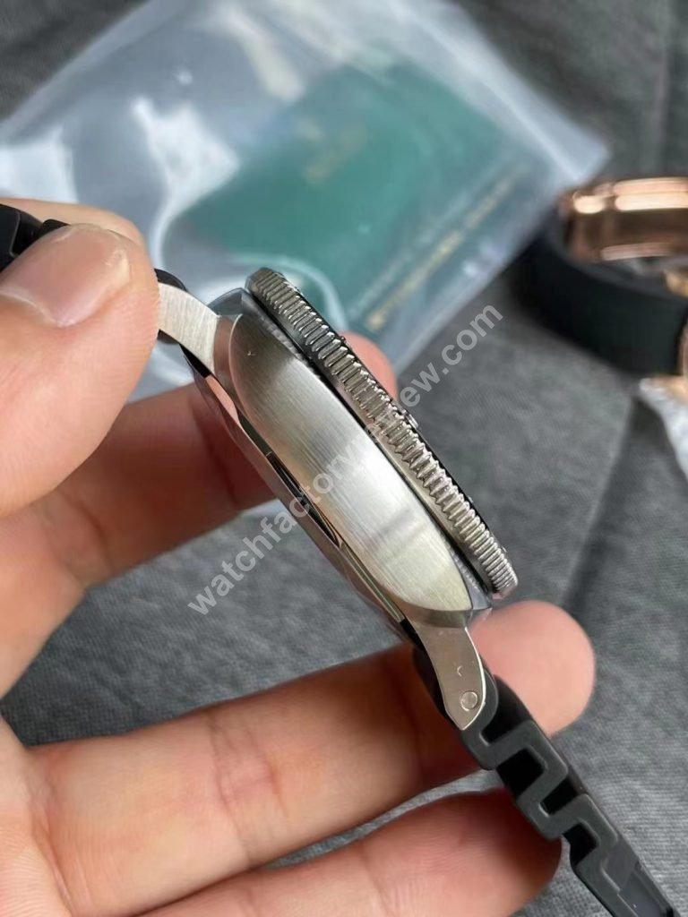 PAM 1229 Case