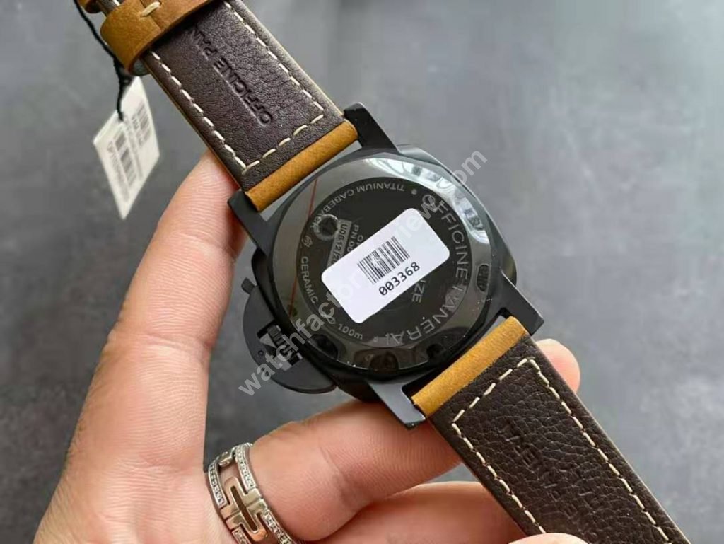 PAM 1441 Solid Case Back
