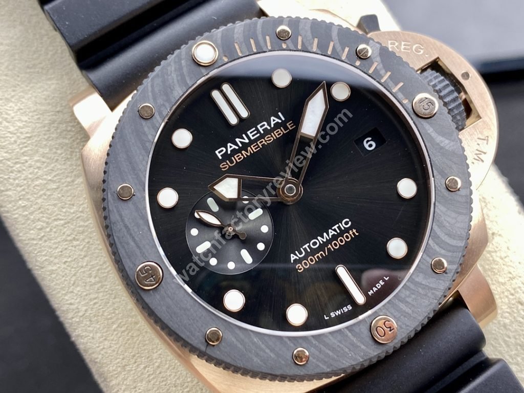 Replica Panerai Submersible PAM 1070
