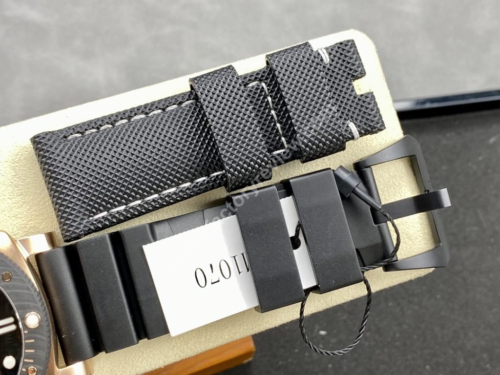 PAM 1070 Rubber Band