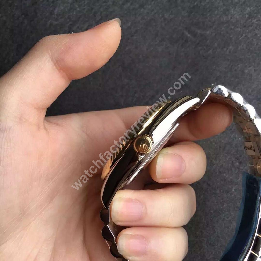 Rolex Day Date 2 Golden Crown