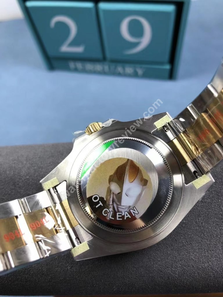 Rolex GMT-Master II 116713LN Case Back