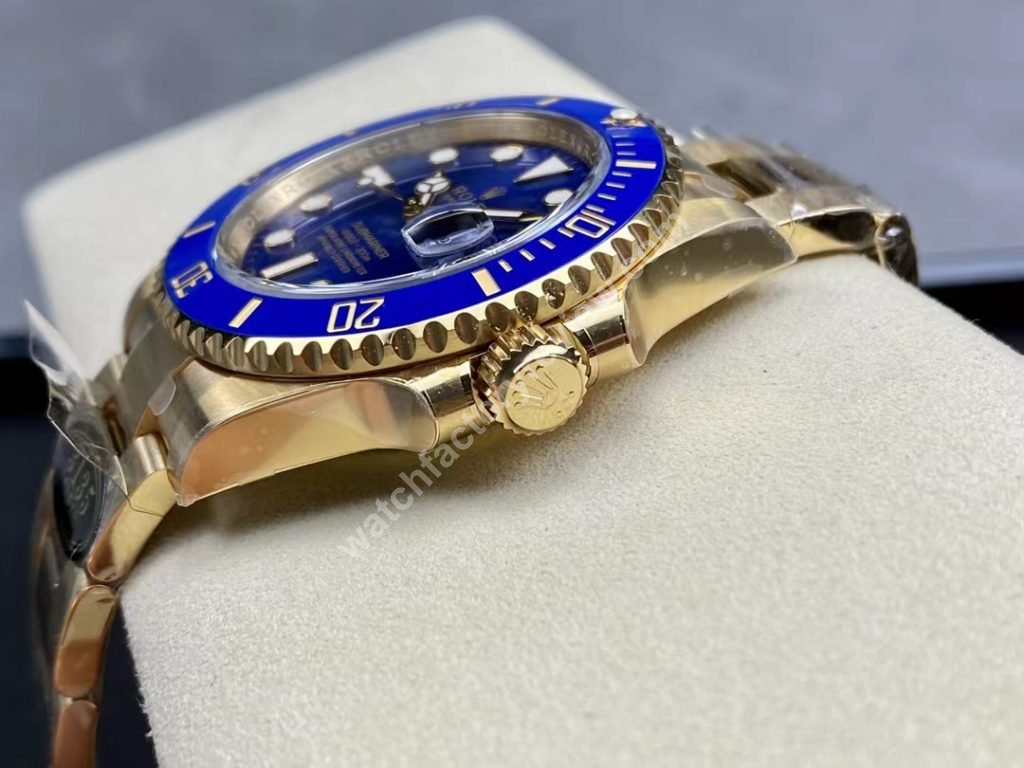 Rolex Submariner Blue Crown
