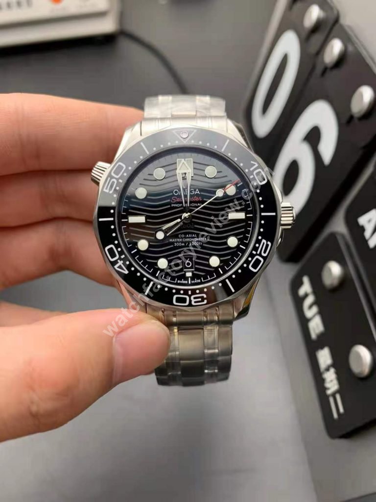 Top 10 Best-Selling Omega Replica Watches of 2020