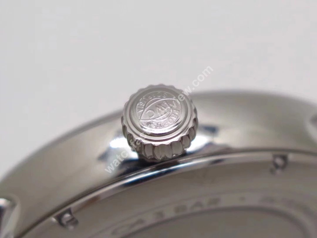 Replica IWC IW356601 Crown Close-up