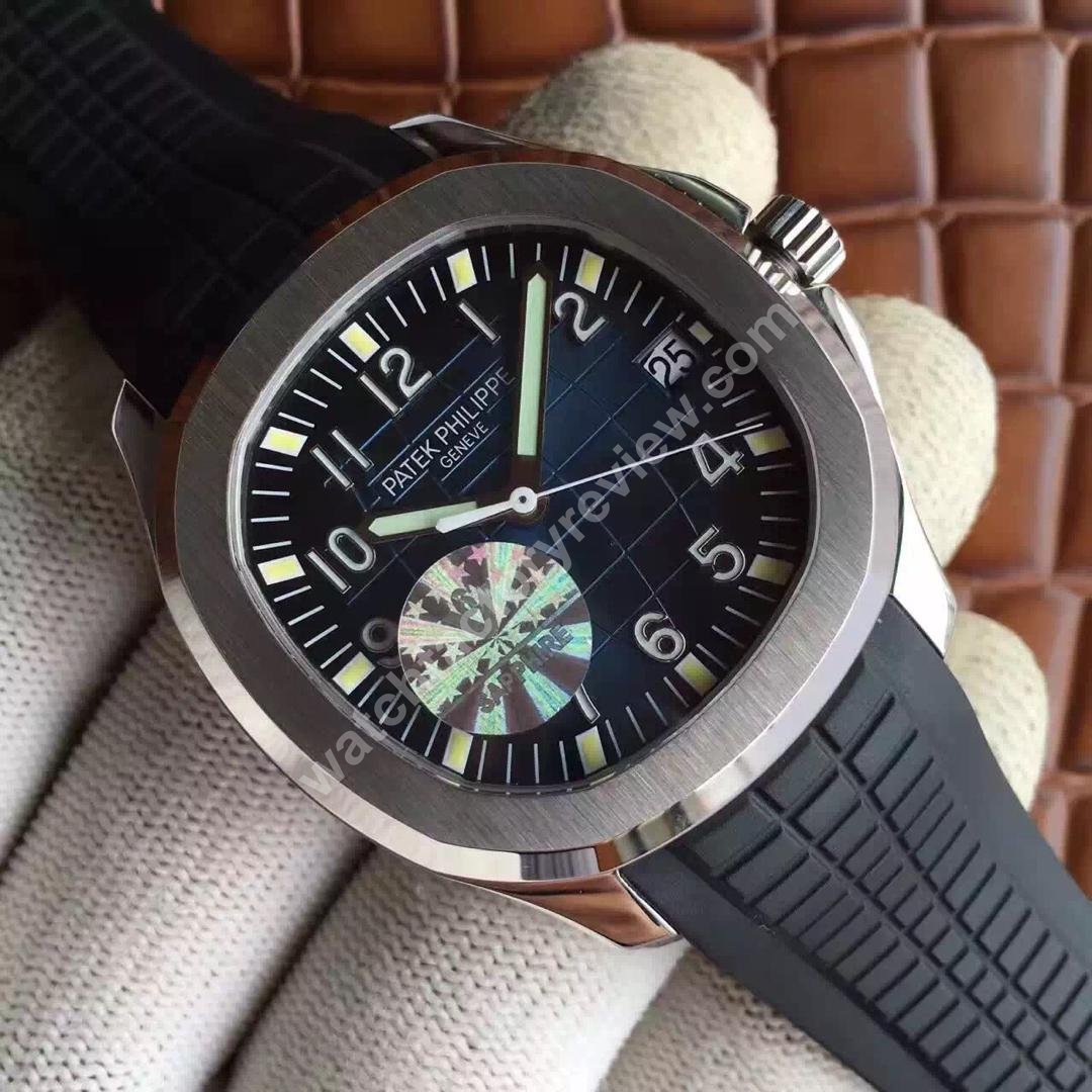 Patek Philippe Aquanaut 5167 Blue Dial