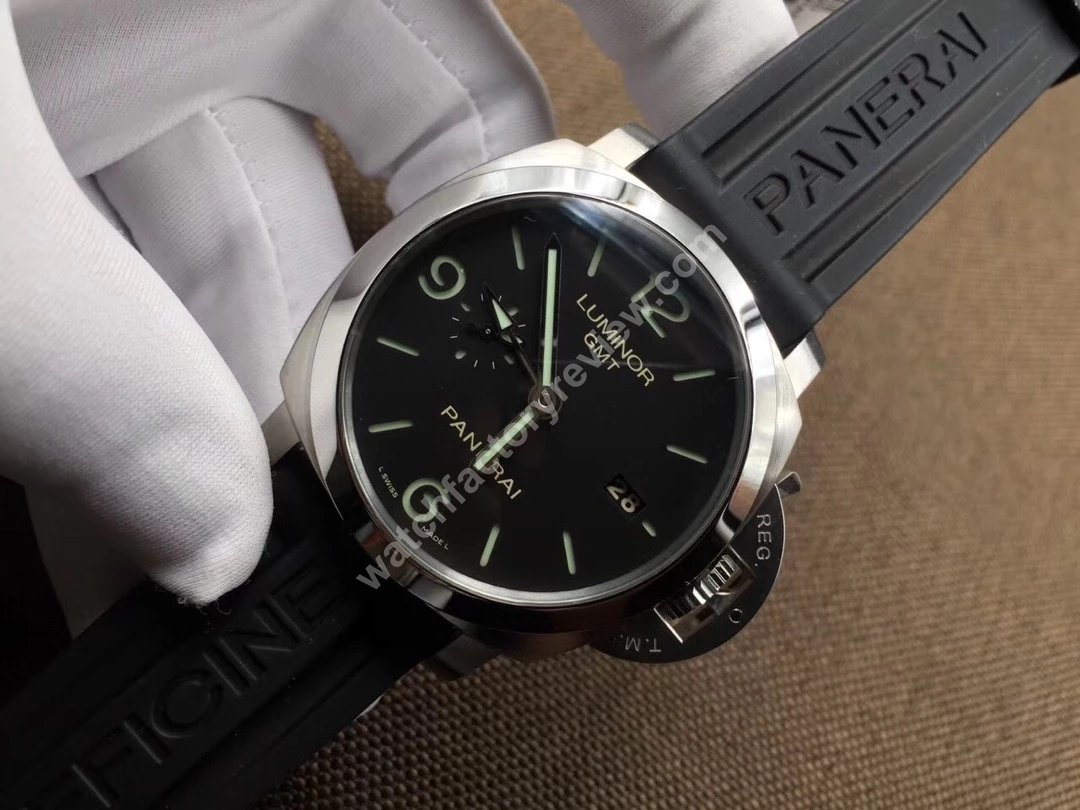 V6 Replica Panerai PAM 320 V2 Version