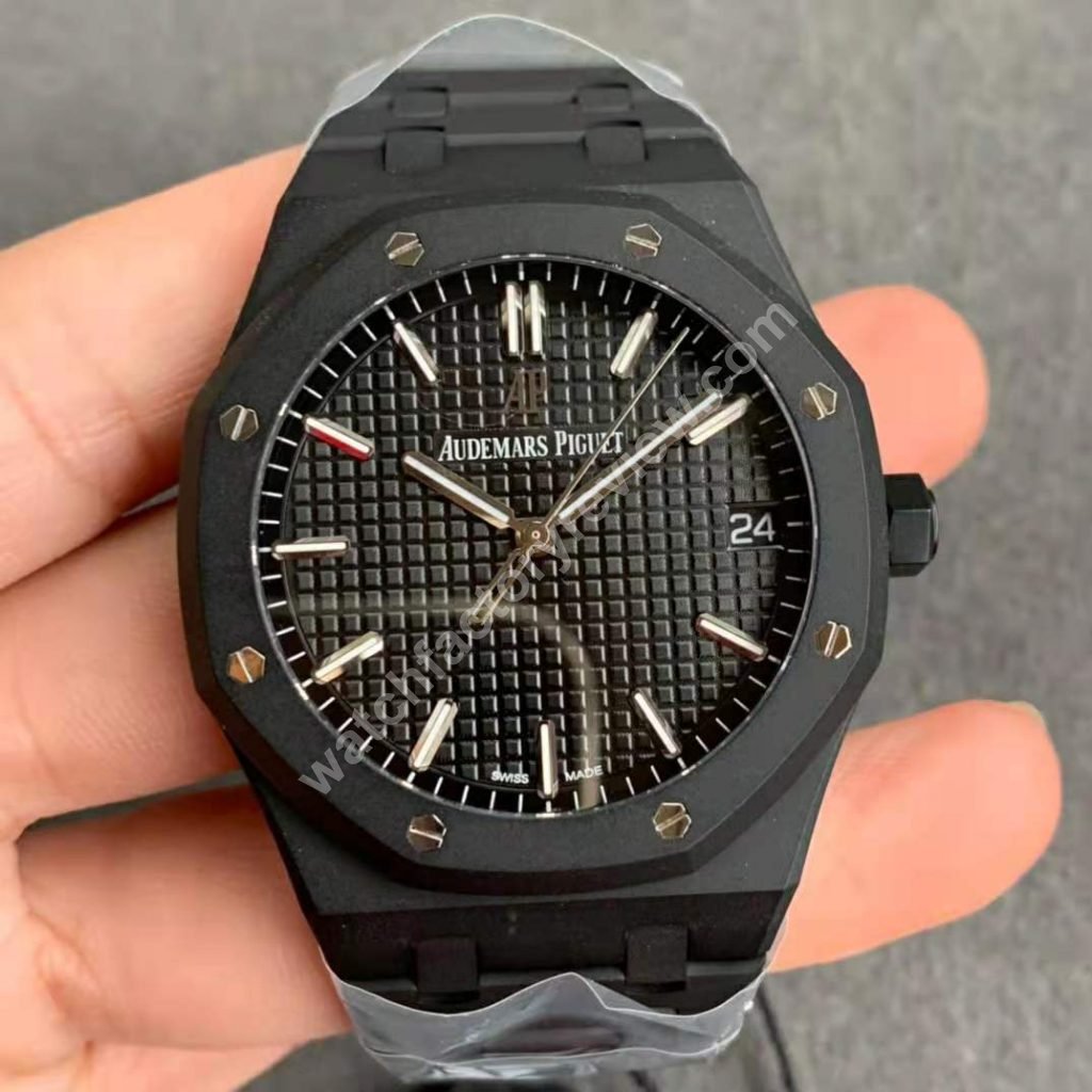 ZF Audemars Piguet Royal Oak 15500 DLC Review: Black King Kong